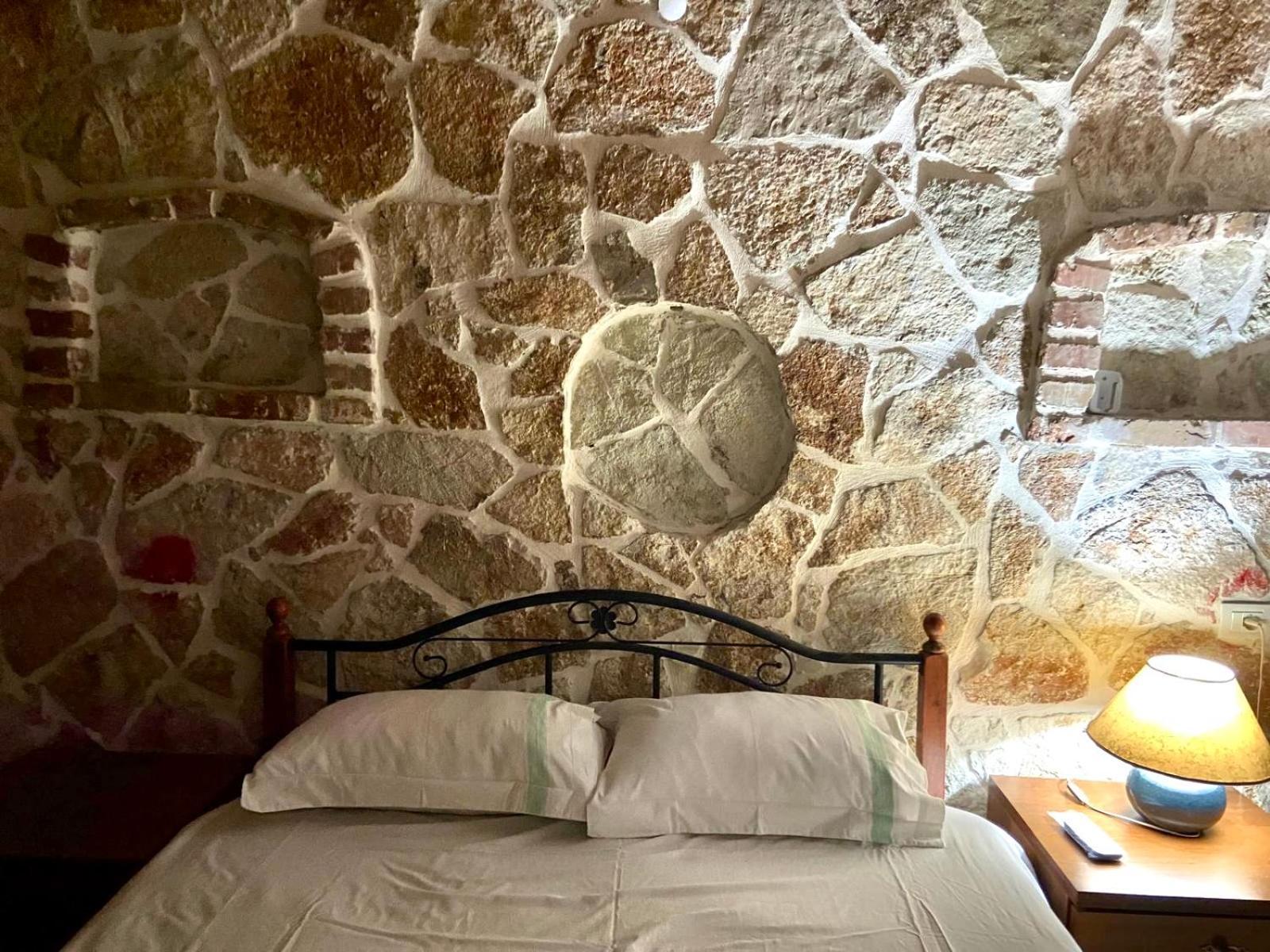 Jardin Miraculeux Hotel Himare Ruang foto